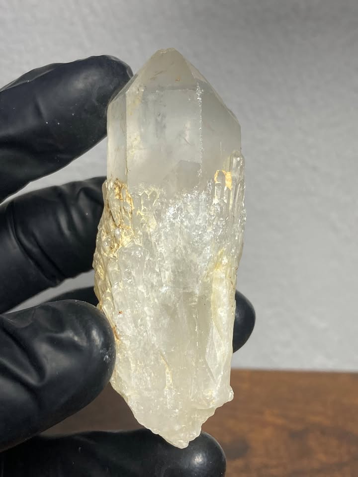 💎 Cuarzo cristal con matriz natural — pieza de colección